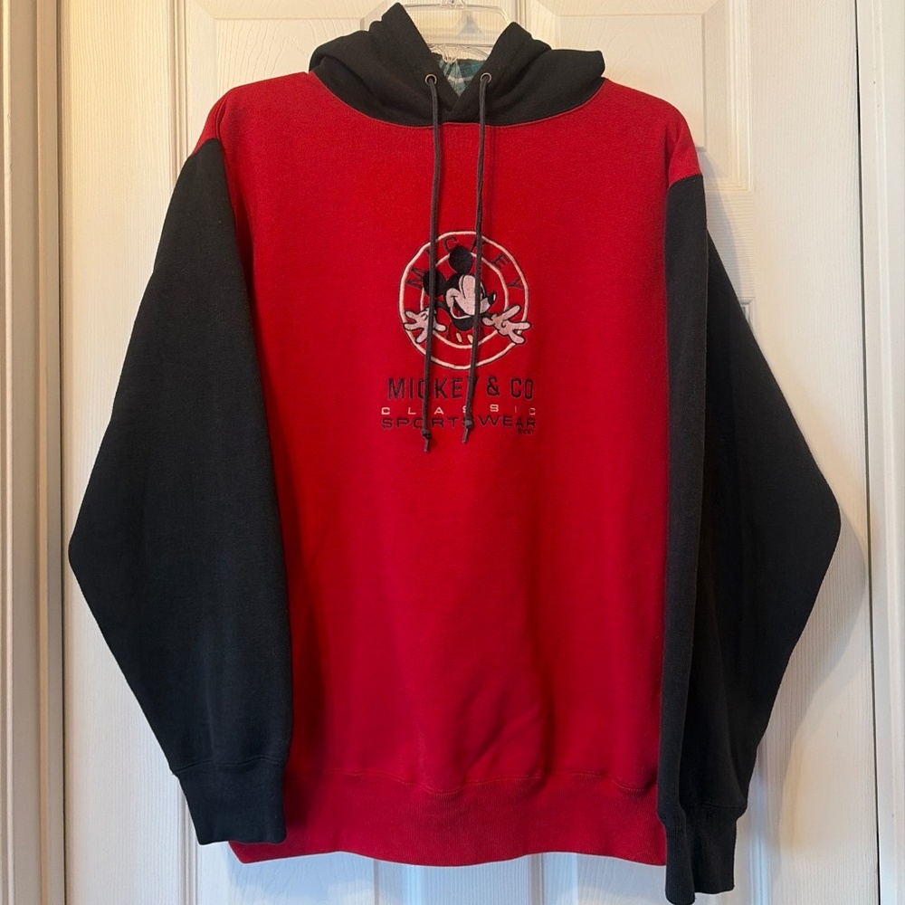 Vintage Mickey and Co Red/Black Hoodie Pullover Size Large 90s Disney